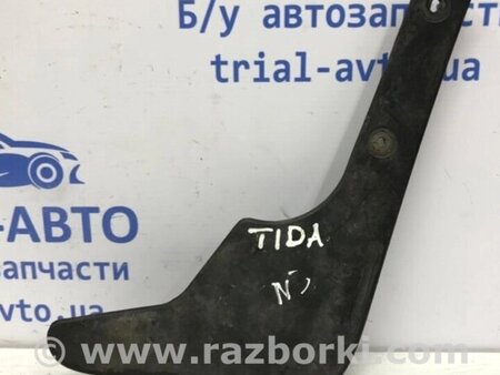 ФОТО Бризковик передній для Nissan Tiida Киев