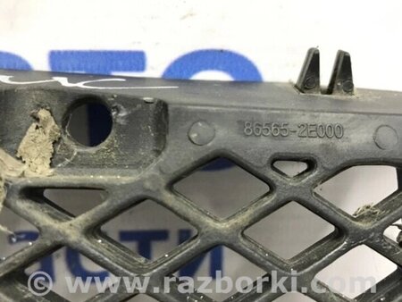 ФОТО Грати протитуманки ліва для Hyundai Tucson Киев