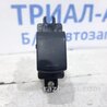 Кнопка склопідйомника Nissan Tiida