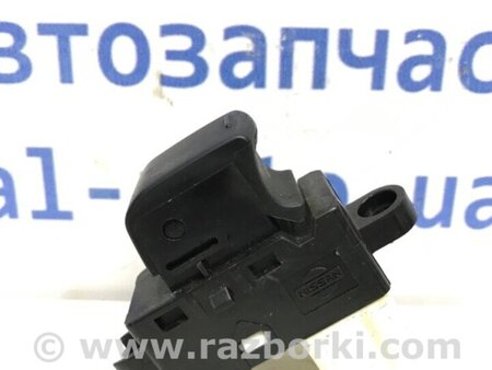 ФОТО Кнопка склопідйомника для Nissan Tiida Киев