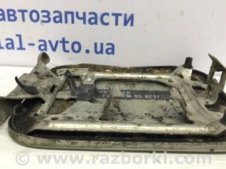 ФОТО Лючок бака  для Nissan Tiida Киев