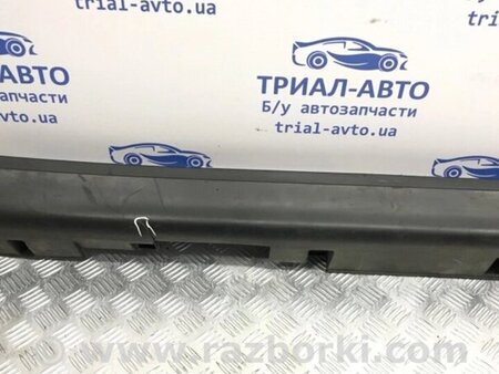ФОТО Накладка порога зовнішня права для Nissan Tiida Киев