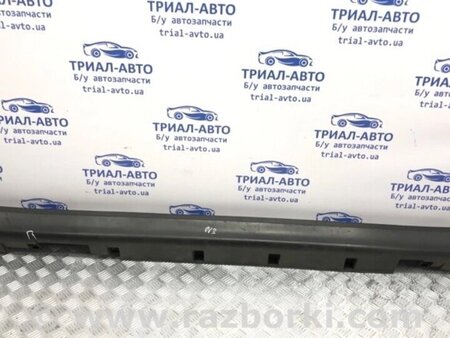 ФОТО Накладка порога зовнішня права для Nissan Tiida Киев