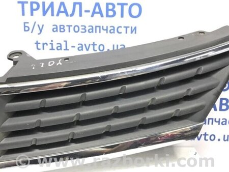 ФОТО Решітка радіатора для Nissan Tiida Киев