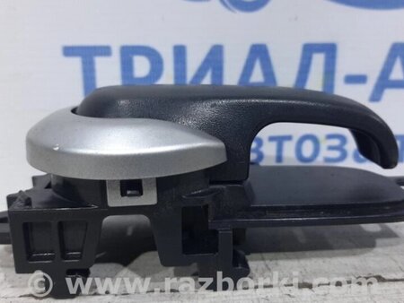 ФОТО Ручка дверей внутрішня права для Nissan Tiida Киев