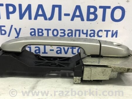 ФОТО Ручка дверей зовнішня передня права для Nissan Tiida Киев