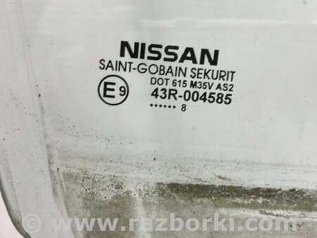ФОТО Скло двері переднє праве для Nissan Tiida Киев