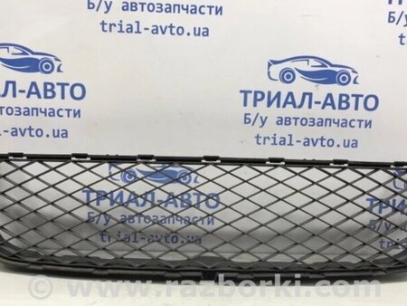 ФОТО Грати бампера центральна для Suzuki Grand Vitara Киев