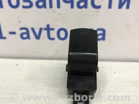 ФОТО Кнопка склопідйомника для Nissan Navara Киев