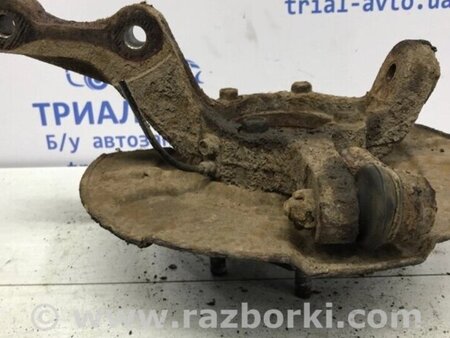 ФОТО Кулак поворотний правий зі маточкою для Suzuki Grand Vitara Киев