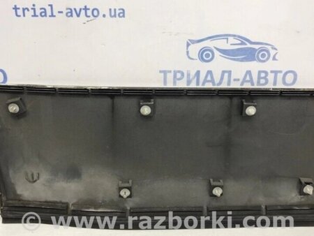 ФОТО Накладка дверей для Suzuki Grand Vitara Киев