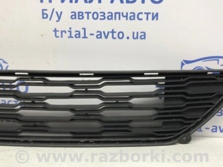 ФОТО Грати бампера центральна для KIA Ceed Киев