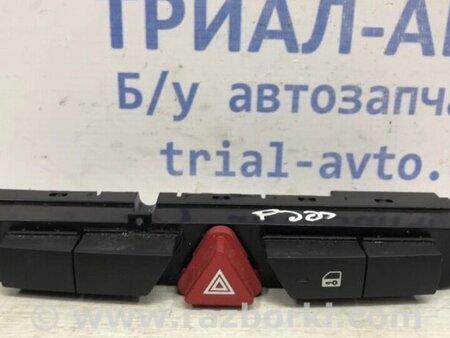 ФОТО Кнопка аварійки для KIA Ceed Киев
