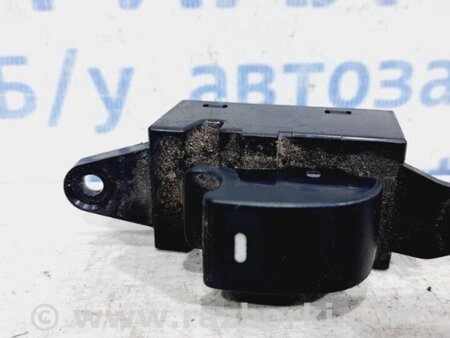 ФОТО Кнопка склопідйомника для Mitsubishi L200 Киев