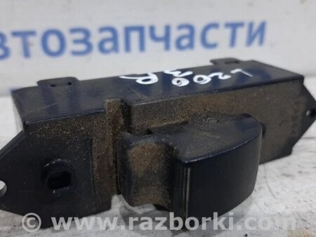 ФОТО Кнопка склопідйомника для Mitsubishi L200 Киев