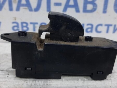 ФОТО Кнопка склопідйомника для Mitsubishi L200 Киев
