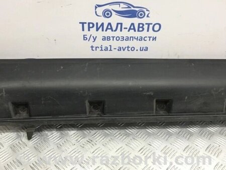 ФОТО Накладка порога зовнішня права для Suzuki SX4 Киев