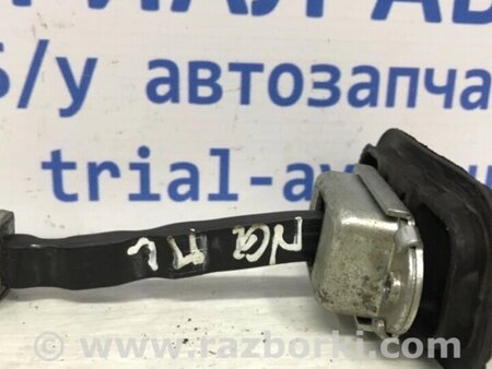 ФОТО Обмежувач дверей передній лівий для Nissan Qashqai (07-14) Киев