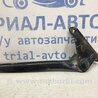 Петля капота права Mitsubishi L200