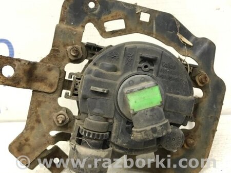 ФОТО Фара протитуманна ліва для Mitsubishi L200 Киев