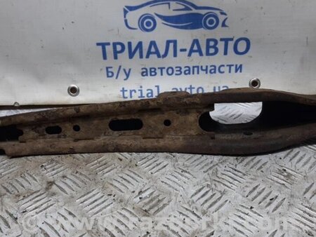 ФОТО Важель задній поперечний для Mitsubishi Lancer Киев