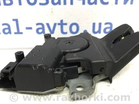 ФОТО Замок кришки багажника для Mitsubishi Lancer Киев