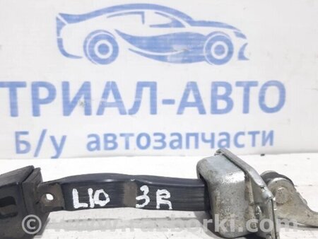 ФОТО Обмежувач дверей задній правий для Mitsubishi Lancer Киев
