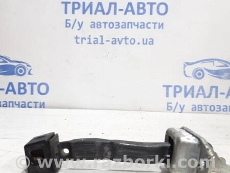 ФОТО Обмежувач дверей передній правий для Mitsubishi Lancer Киев
