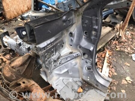 ФОТО Чверть автомобіля передня права для Mitsubishi Outlander Киев
