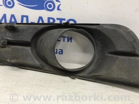 ФОТО Грати протитуманки права для Chevrolet Cruze J300 (2008-2016) Киев