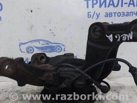 ФОТО Кулак поворотний правий зі маточкою для Renault Megane Киев