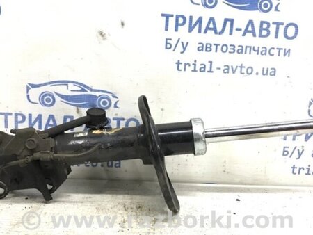 ФОТО Амортизатор передній правий для Toyota Avensis T270 (10.2008-12.2012) Киев