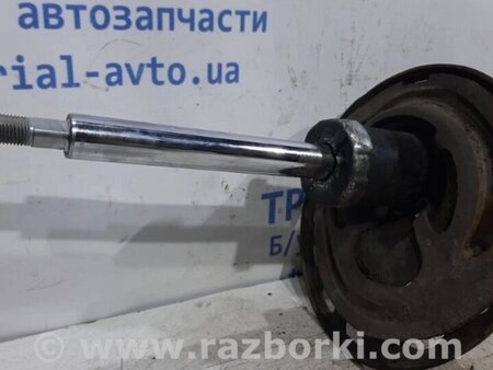 ФОТО Амортизатор передній правий для Toyota Avensis T270 (10.2008-12.2012) Киев