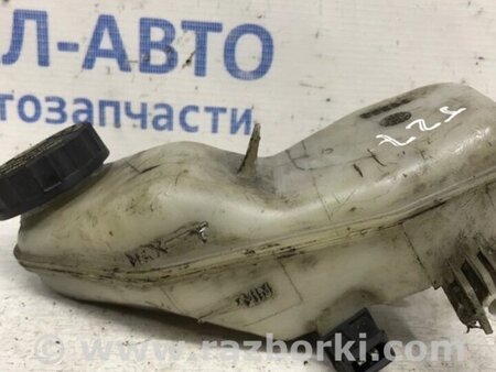 ФОТО Бачок головного гальмівного циліндра для Toyota Avensis T270 (10.2008-12.2012) Киев