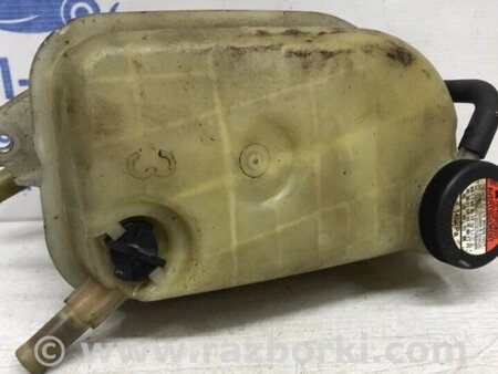 ФОТО Бачок радіатора (розширювальний) для Toyota Avensis T270 (10.2008-12.2012) Киев