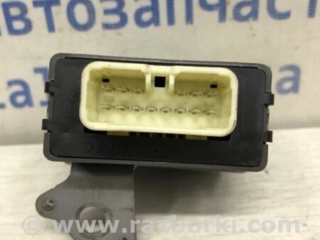 ФОТО Блок керування центральним замком для Toyota Avensis T270 (10.2008-12.2012) Киев