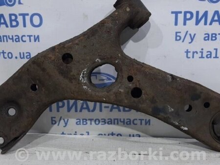 ФОТО Важель правий для Toyota Avensis T270 (10.2008-12.2012) Киев