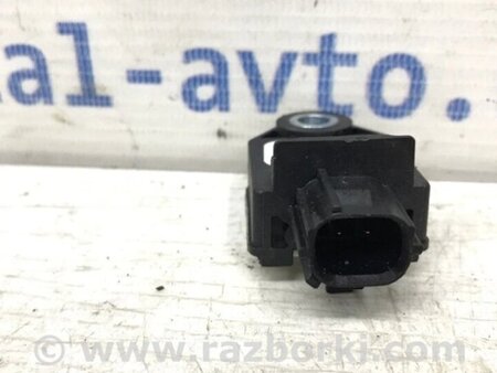 ФОТО Датчик удару (AIRBAG) для Toyota Avensis T270 (10.2008-12.2012) Киев