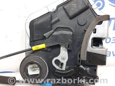 ФОТО Замок двері задній правий для Toyota Avensis T270 (10.2008-12.2012) Киев