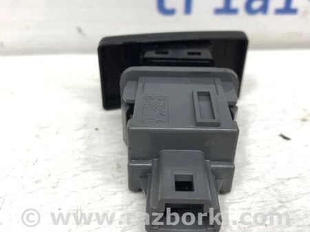 ФОТО Кнопка аварійки для Toyota Avensis T270 (10.2008-12.2012) Киев
