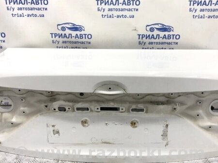 ФОТО Кришка багажника для Toyota Avensis T270 (10.2008-12.2012) Киев