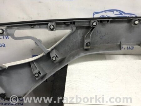 ФОТО Накладка кришки багажника для Toyota Avensis T270 (10.2008-12.2012) Киев