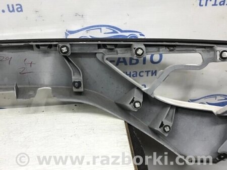ФОТО Накладка кришки багажника для Toyota Avensis T270 (10.2008-12.2012) Киев