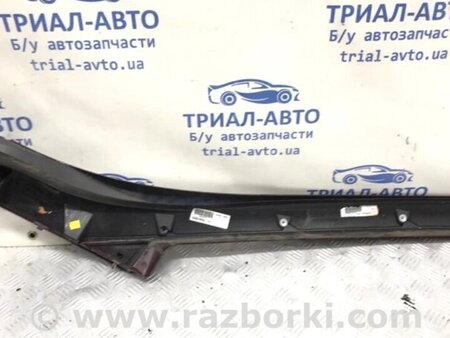 ФОТО Накладка передньої стійки для Renault Scenic Киев