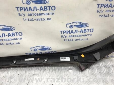 ФОТО Накладка передньої стійки для Renault Scenic Киев