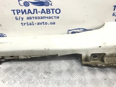 ФОТО Накладка порога зовнішня ліва для Toyota Avensis T270 (10.2008-12.2012) Киев