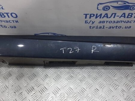 ФОТО Накладка порога зовнішня права для Toyota Avensis T270 (10.2008-12.2012) Киев