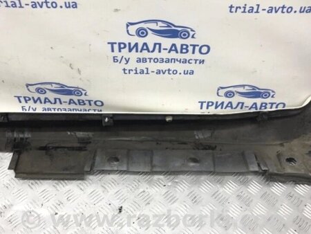 ФОТО Накладка порога зовнішня права для Toyota Avensis T270 (10.2008-12.2012) Киев