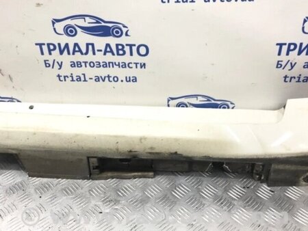 ФОТО Накладка порога зовнішня права для Toyota Avensis T270 (10.2008-12.2012) Киев