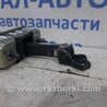 ФОТО Обмежувач дверей передній правий для Toyota Avensis T270 (10.2008-12.2012) Киев